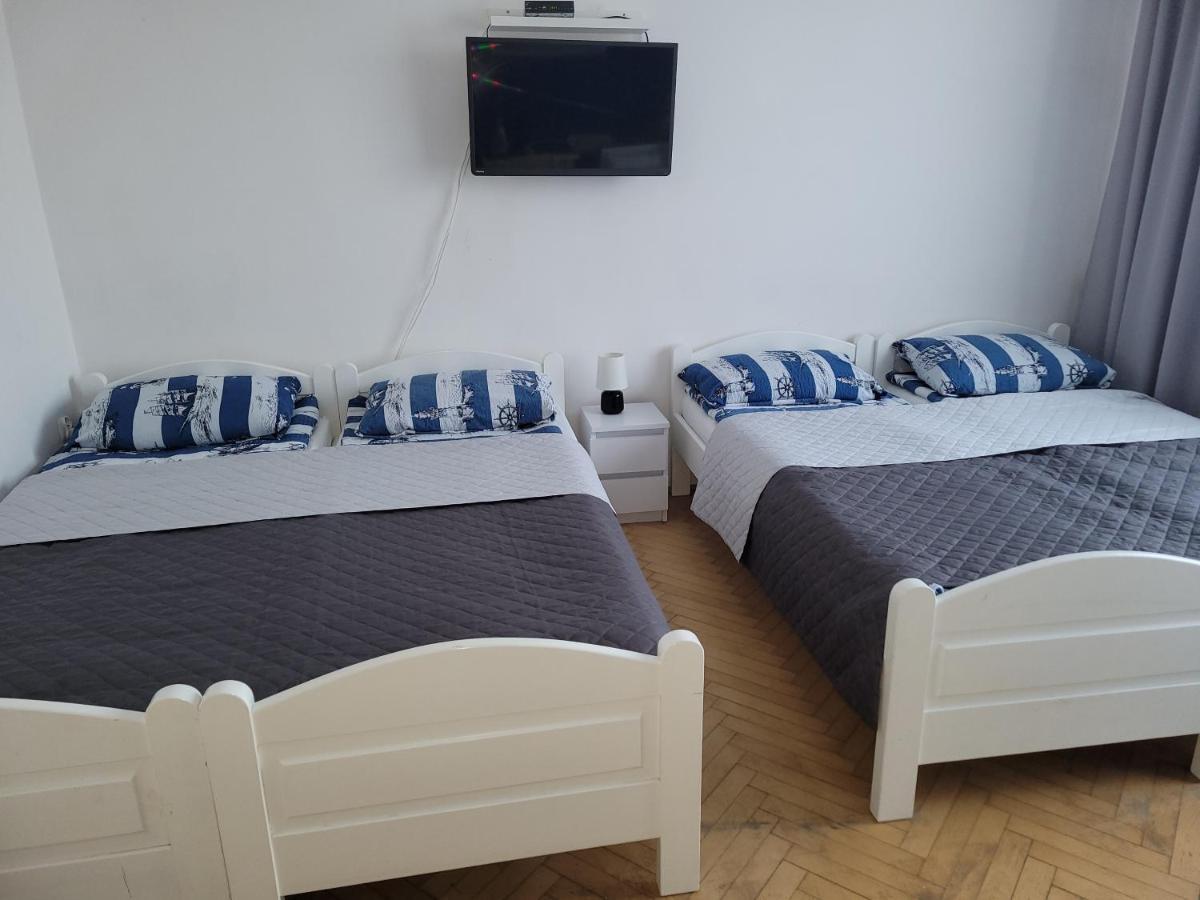 Pokoje Goscinne Galeon W Darlowku Ujście-Darłowskie Екстериор снимка