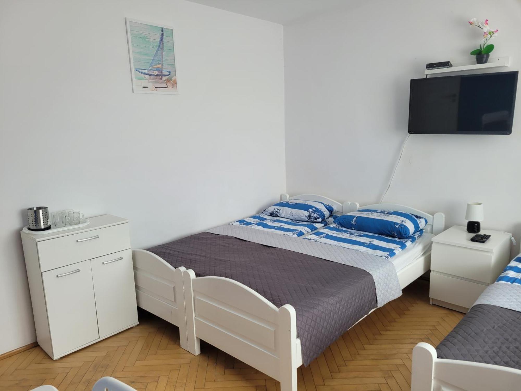 Pokoje Goscinne Galeon W Darlowku Ujście-Darłowskie Екстериор снимка